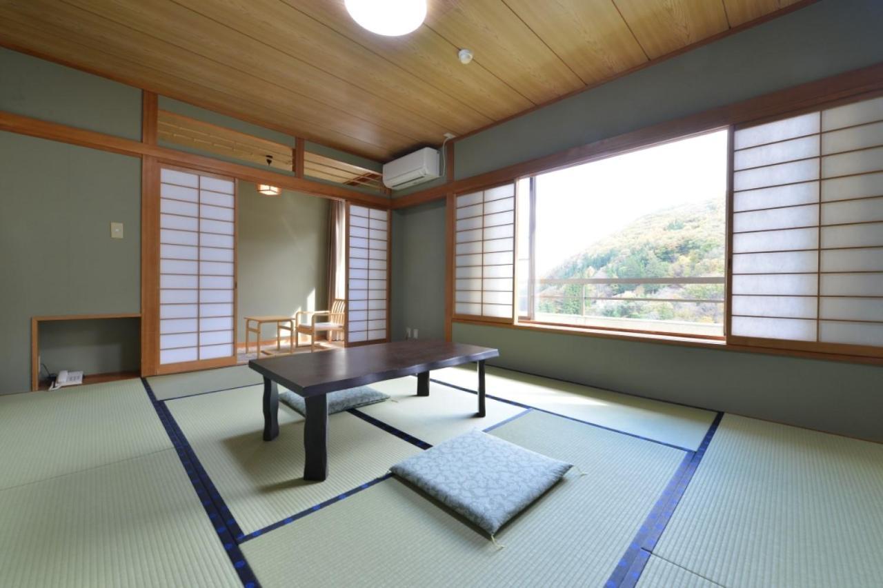 Hotel Ooedo Onsen Monogatari Shinshu Kakeyu Ueda Exterior foto