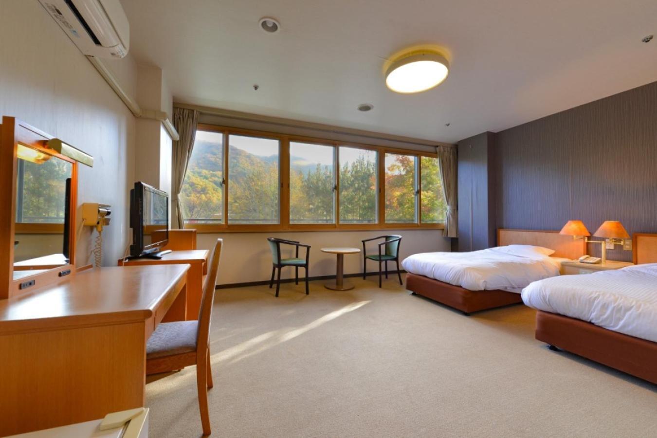 Hotel Ooedo Onsen Monogatari Shinshu Kakeyu Ueda Habitación foto